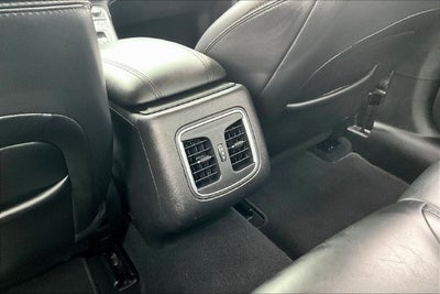 2016 Chrysler 200 C