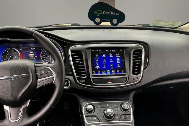 2016 Chrysler 200 C