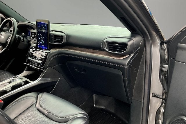 2021 Ford Explorer Platinum