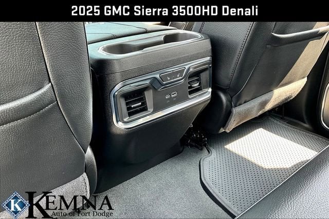 2025 GMC Sierra 3500 HD Denali