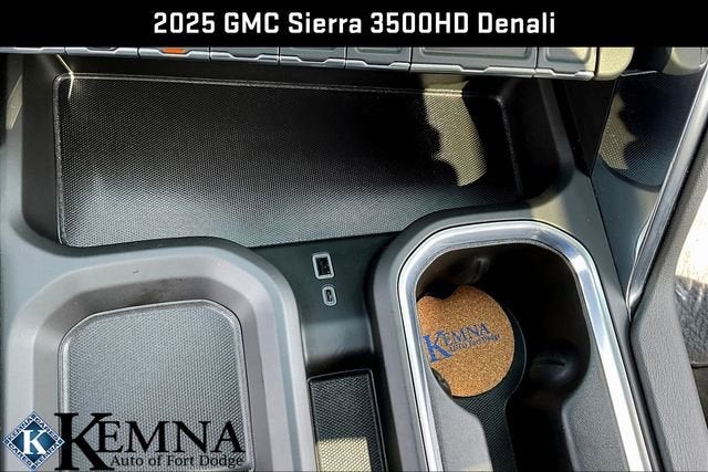 2025 GMC Sierra 3500 HD Denali
