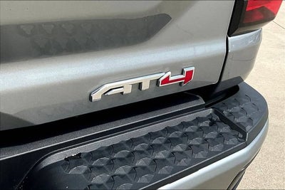 2023 GMC Canyon 4WD AT4