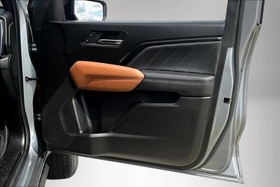 2023 GMC Canyon 4WD AT4