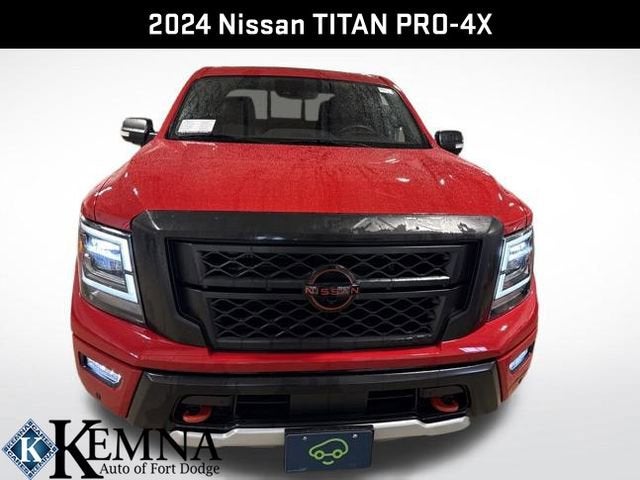 2024 Nissan TITAN Crew Cab PRO-4X 4x4