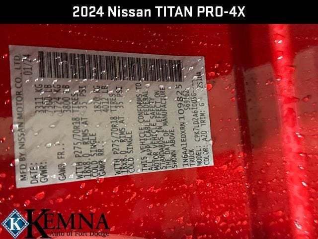2024 Nissan TITAN Crew Cab PRO-4X 4x4
