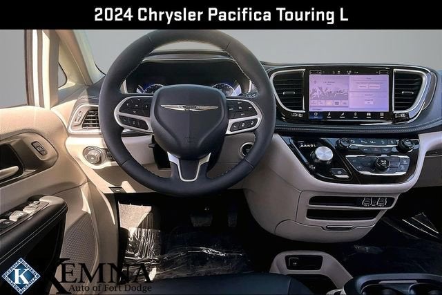 2024 Chrysler Pacifica Touring L AWD