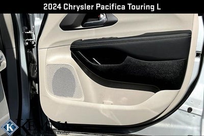 2024 Chrysler Pacifica Touring L AWD