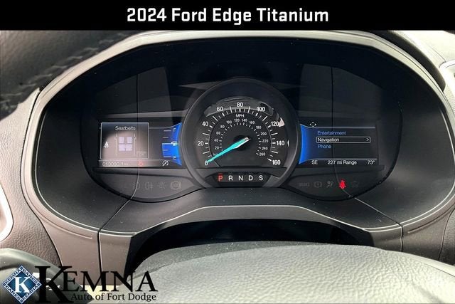 2024 Ford Edge Titanium