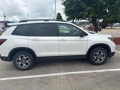 2023 Honda Passport AWD TrailSport
