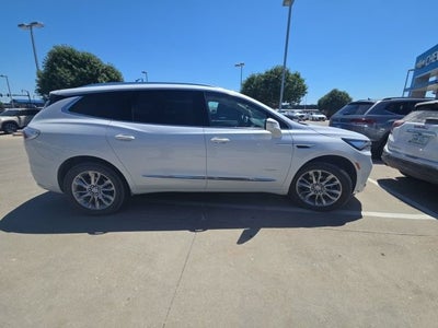2023 Buick Enclave Avenir