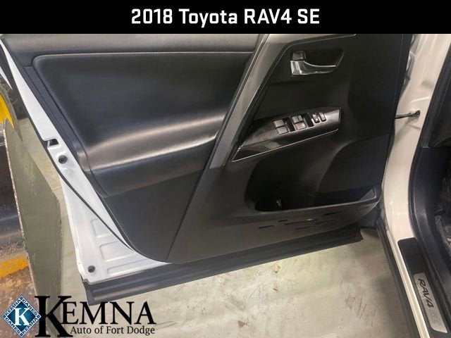 2018 Toyota RAV4 SE