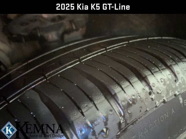 2025 Kia K5 GT-Line