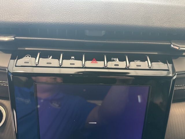 2025 Jeep Grand Cherokee GRAND CHEROKEE LAREDO 4X4