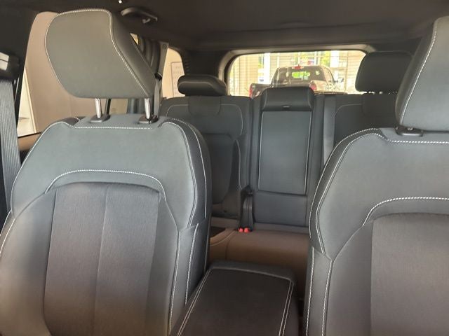 2025 Jeep Grand Cherokee GRAND CHEROKEE LAREDO 4X4