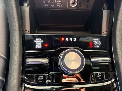 2025 Jeep Grand Cherokee GRAND CHEROKEE OVERLAND 4X4