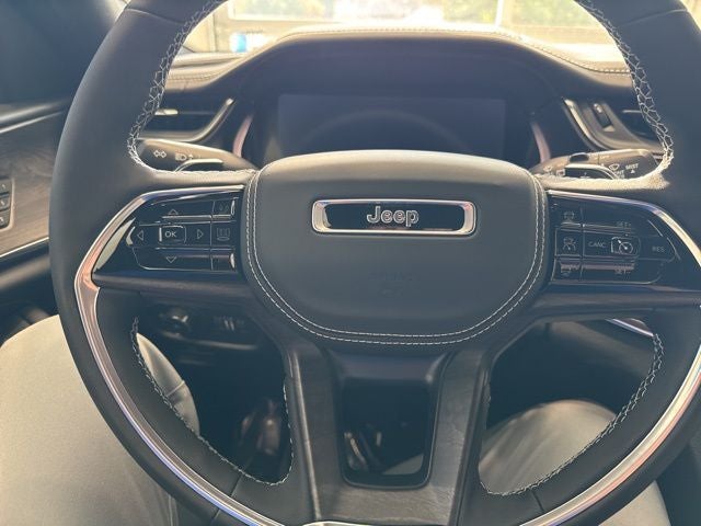 2025 Jeep Grand Cherokee GRAND CHEROKEE OVERLAND 4X4