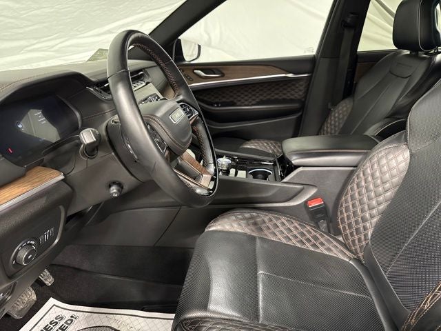 2022 Jeep Grand Cherokee Summit 4x4