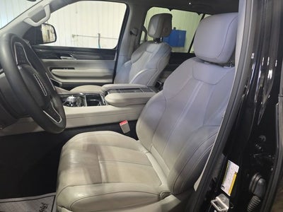 2022 Jeep Wagoneer Series III 4x4