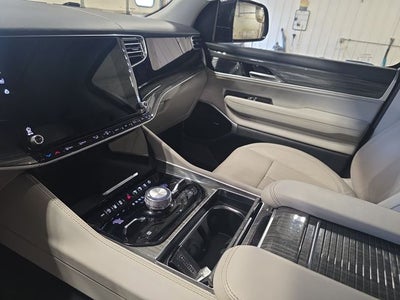 2022 Jeep Wagoneer Series III 4x4