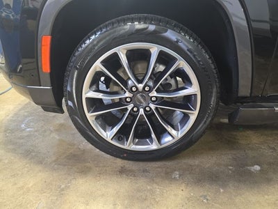 2022 Jeep Wagoneer Series III 4x4