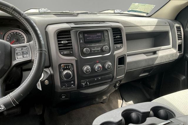 2017 RAM 1500 Tradesman Crew Cab 4x4 6'4' Box