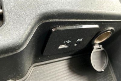 2017 RAM 1500 Tradesman Crew Cab 4x4 6'4' Box