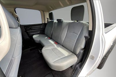 2017 RAM 1500 Tradesman Crew Cab 4x4 6'4' Box