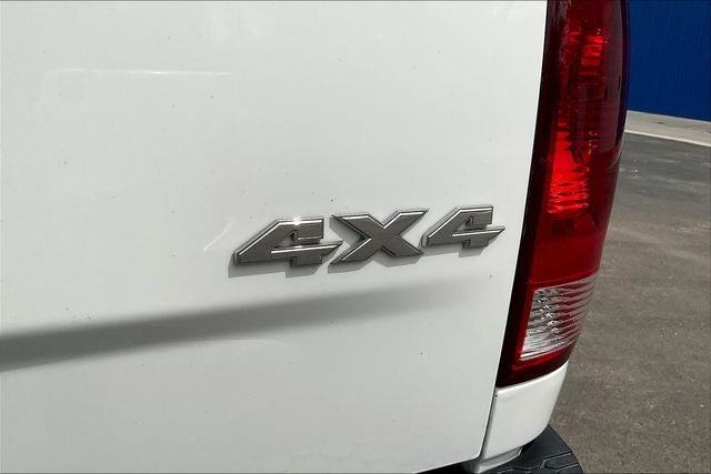 2017 RAM 1500 Tradesman Crew Cab 4x4 6'4' Box