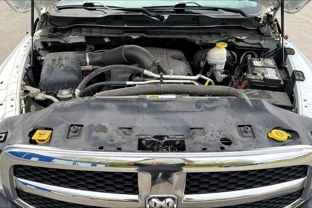 2017 RAM 1500 Tradesman Crew Cab 4x4 6'4' Box