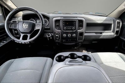 2017 RAM 1500 Tradesman Crew Cab 4x4 6'4' Box