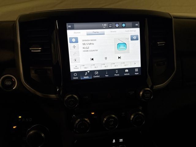 2022 RAM 1500 Big Horn Crew Cab 4x4 5'7' Box