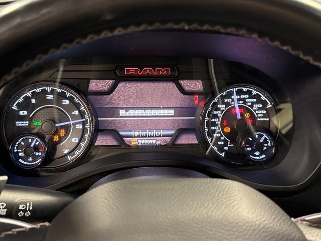 2022 RAM 1500 Laramie Crew Cab 4x4 5'7' Box