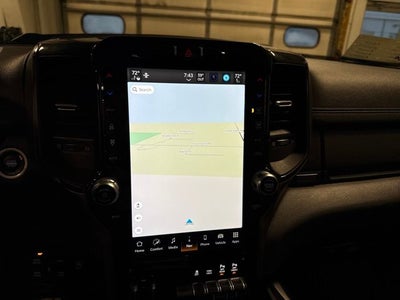 2022 RAM 1500 Laramie Crew Cab 4x4 5'7' Box