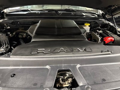2022 RAM 1500 Laramie Crew Cab 4x4 5'7' Box