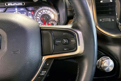 2020 RAM 1500 Laramie Longhorn Crew Cab 4x4 5'7' Box