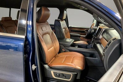 2020 RAM 1500 Laramie Longhorn Crew Cab 4x4 5'7' Box