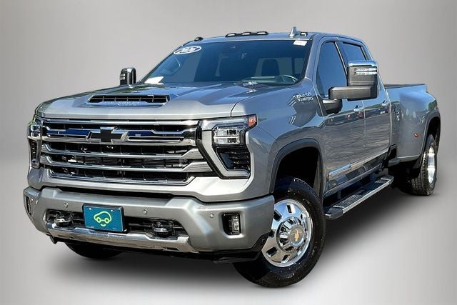 2026 Chevrolet Silverado 3500 HD Crew Cab, Long Bed, High Country Dual Rear Wheel, RWD