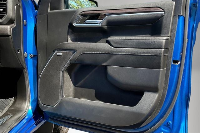 2023 Chevrolet Silverado 1500 4WD Crew Cab Short Bed RST