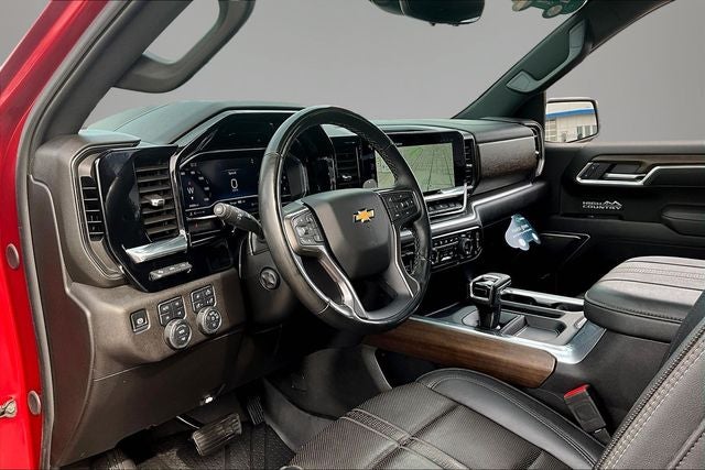 2025 Chevrolet Silverado 1500 4WD Crew Cab Short Bed High Country