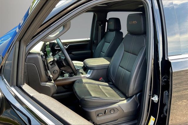 2025 Chevrolet Silverado 1500 4WD Crew Cab Short Bed High Country