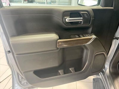 2020 Chevrolet Silverado 1500 4WD Crew Cab Short Bed RST