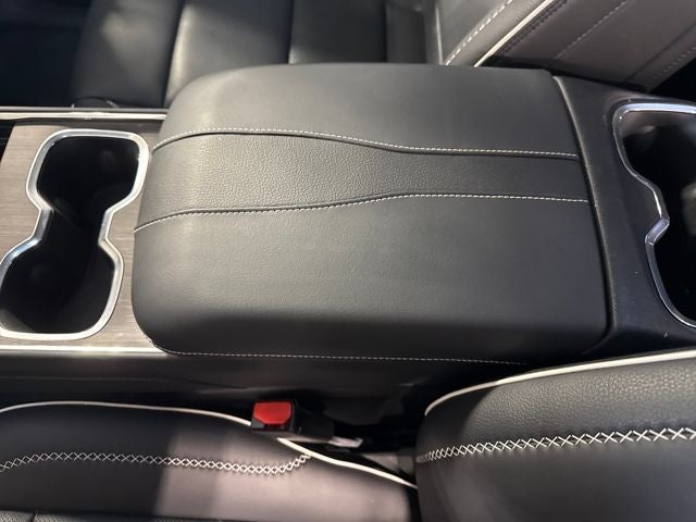 2024 GMC Acadia AWD Denali