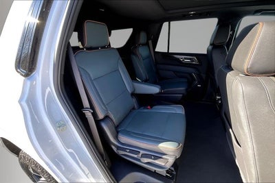 2025 GMC Yukon 4WD AT4