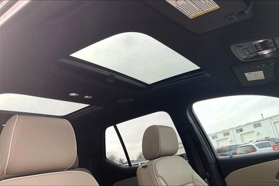 2023 Chevrolet Traverse AWD Premier