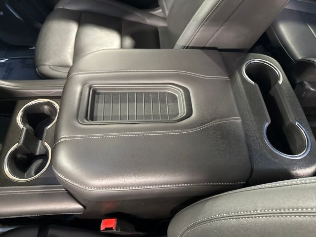 2022 Chevrolet Suburban 4WD Z71