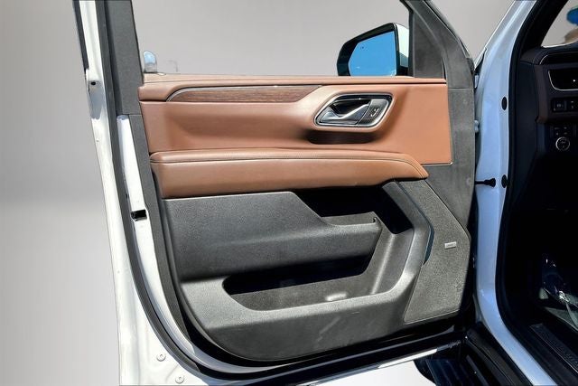 2023 Chevrolet Suburban 4WD High Country