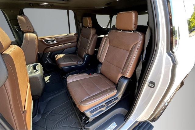 2023 Chevrolet Suburban 4WD High Country