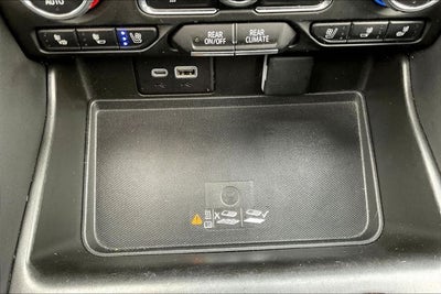 2023 Chevrolet Suburban 4WD High Country