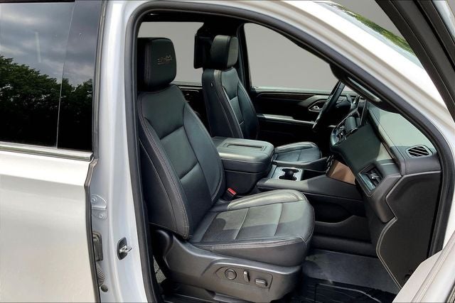 2023 Chevrolet Suburban 4WD High Country