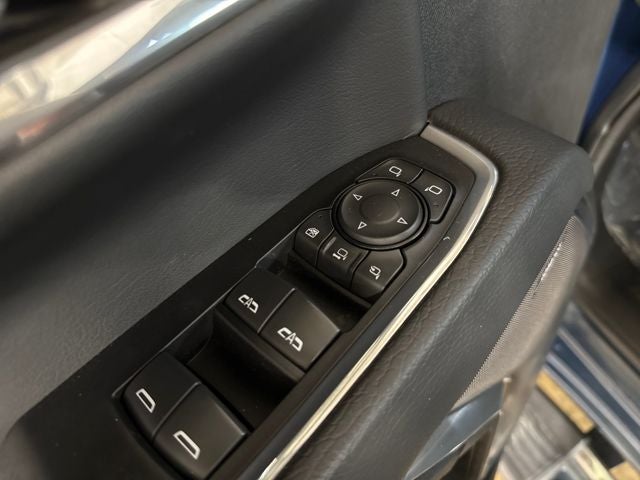 2024 GMC Sierra 2500HD 4WD Crew Cab Standard Bed Denali